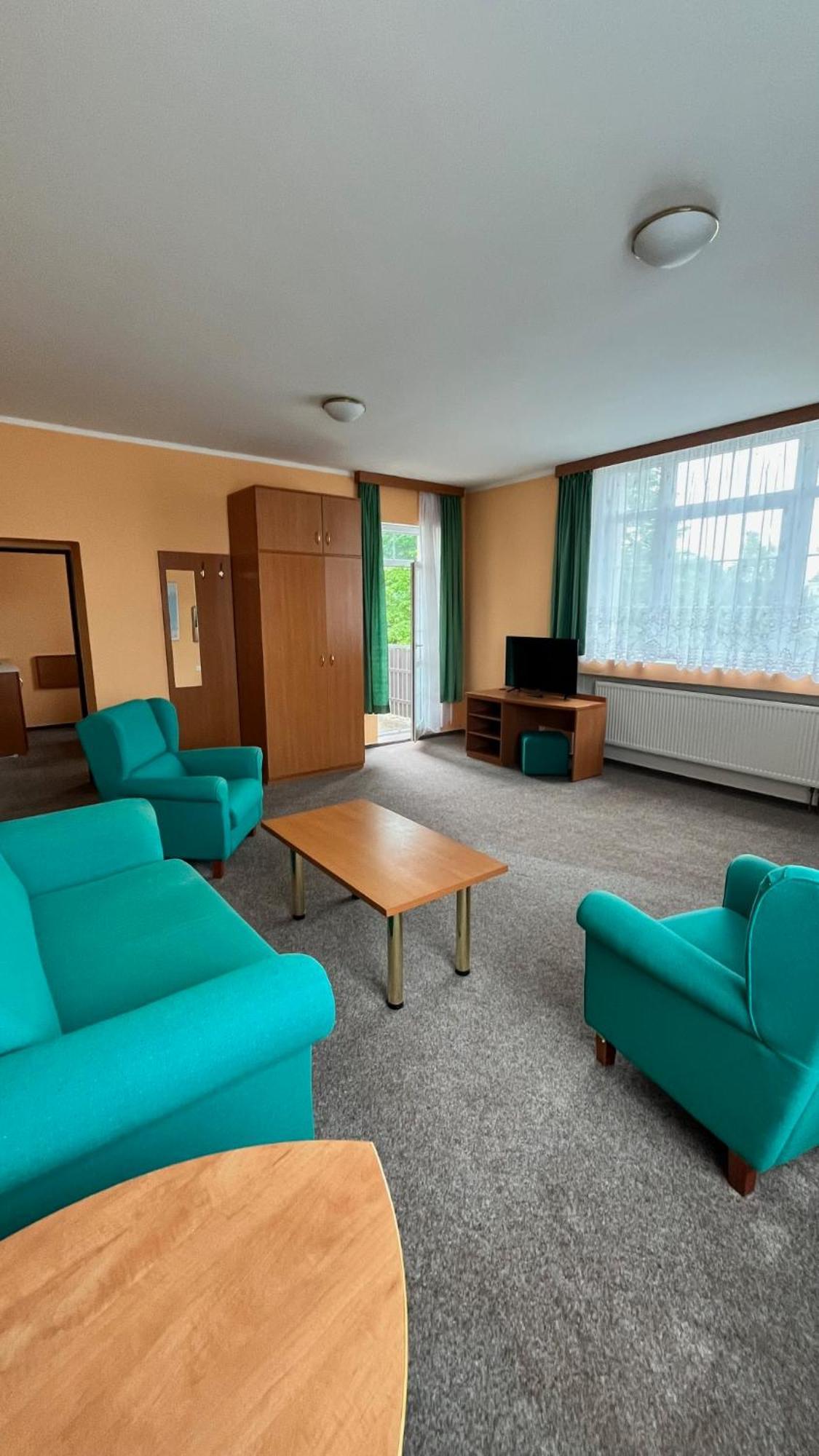 Grandhotel Novy Bor Bagian luar foto
