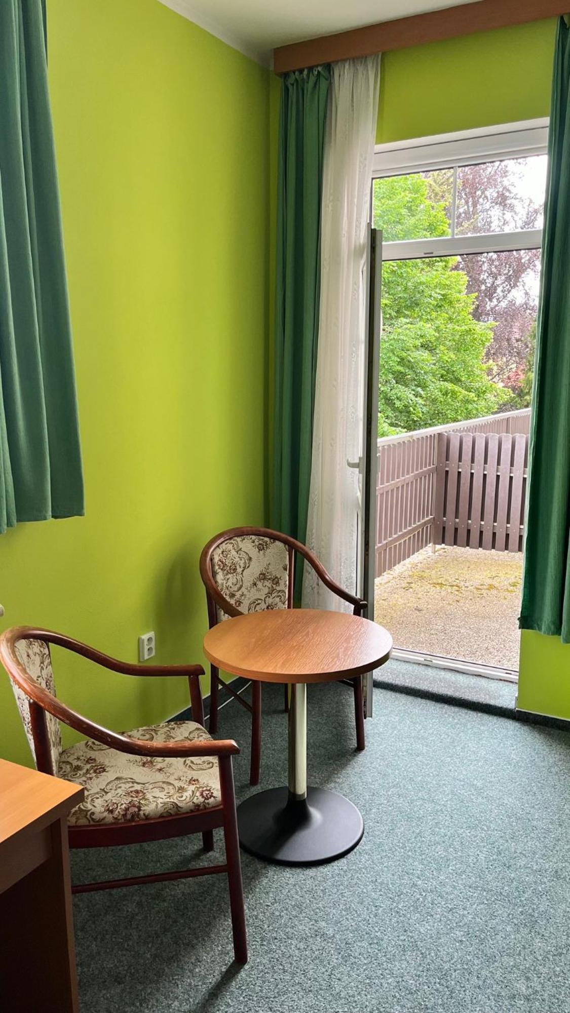 Grandhotel Novy Bor Bagian luar foto