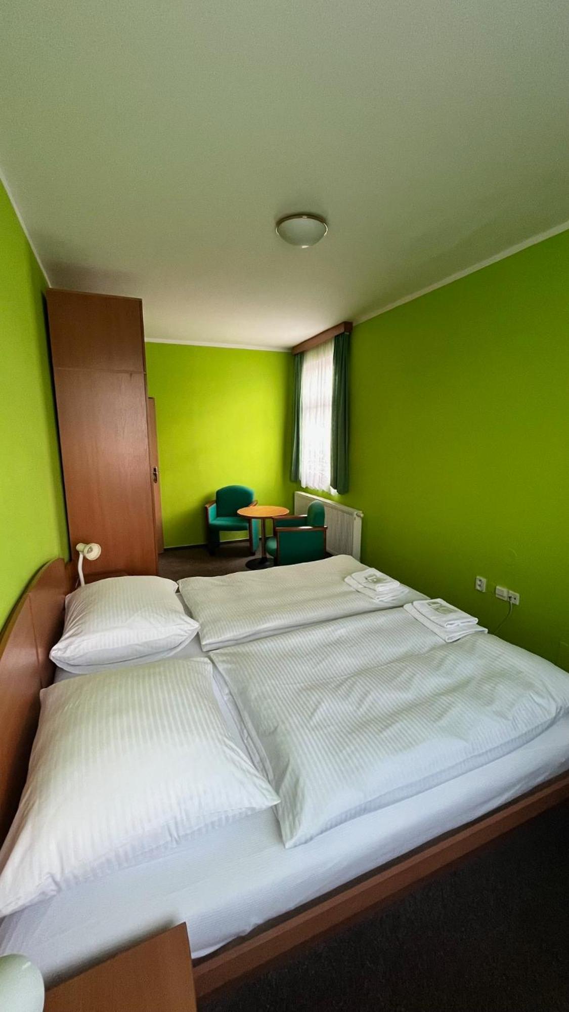 Grandhotel Novy Bor Bagian luar foto
